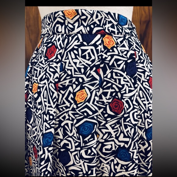 Vintage Jacqueline Ferrar 80’s- 90’s Floral Skirt - Picture 3 of 10